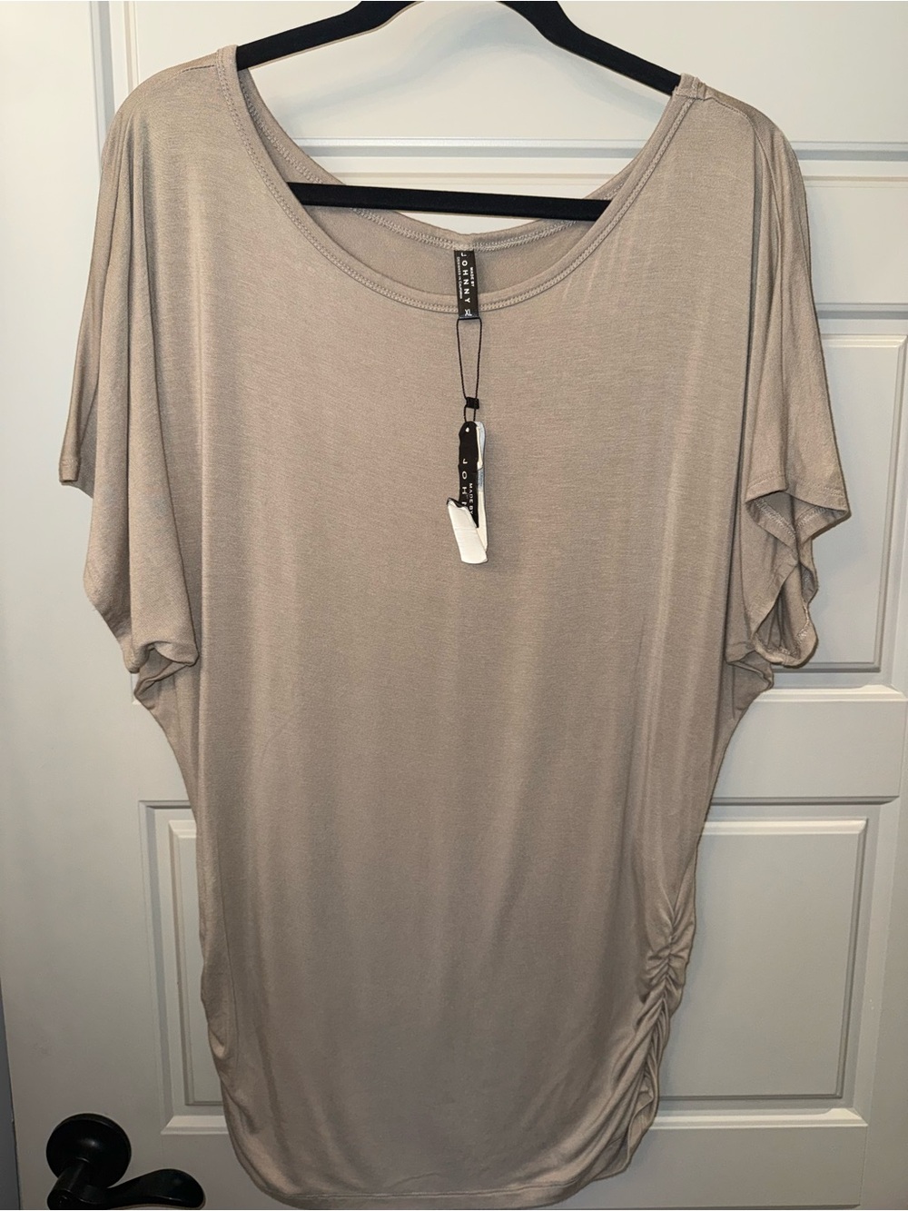By Johnny Neutral Scoop Neck Short Sleeve Tee - Beige